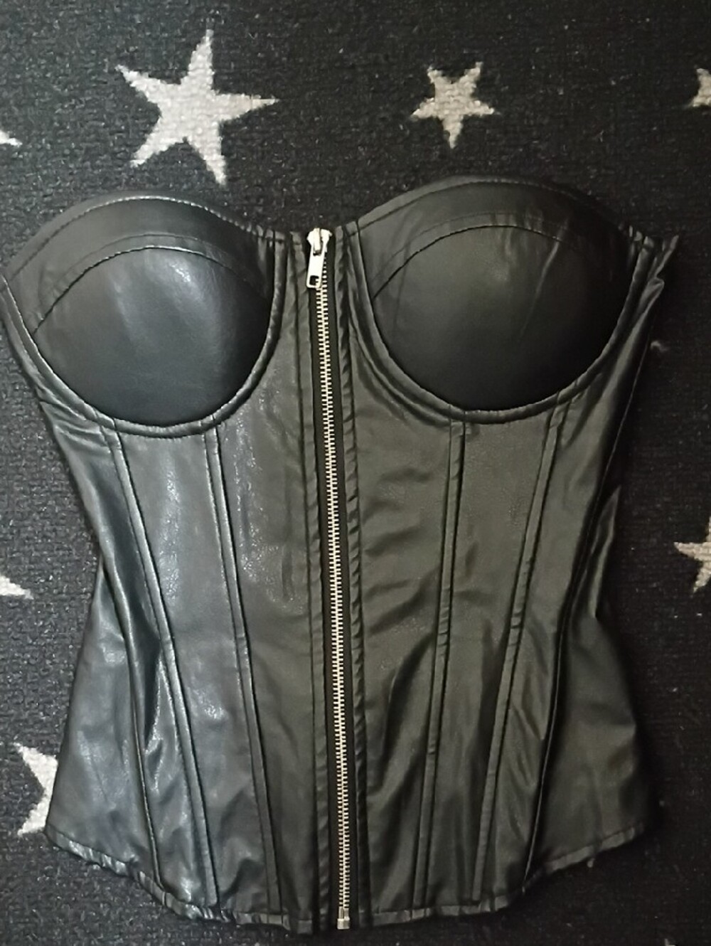 Vintage! Charlotte Russe Black Faux Leather Zip-Front Corset Top. - Picture 2 of 7